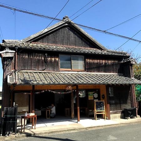 Guesthouse Kojiya 暮らしをつくる宿 旧糀屋 Fukutsu Exteriér fotografie